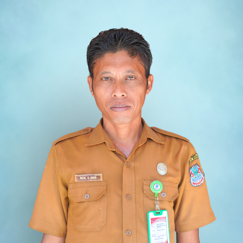 Rizal Stepar Janis, S.Sos